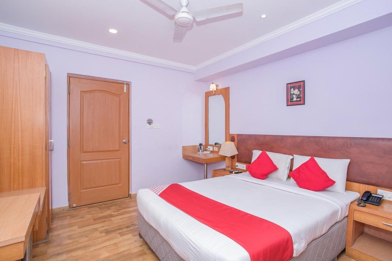 Hotel Oyo 9925 The Ocea International Bengaluru Zewnętrze zdjęcie